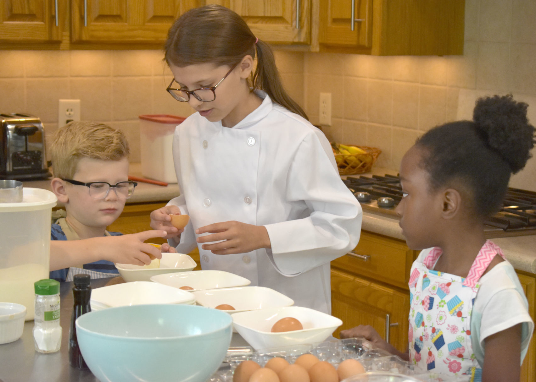 Nell baking 1.jpg